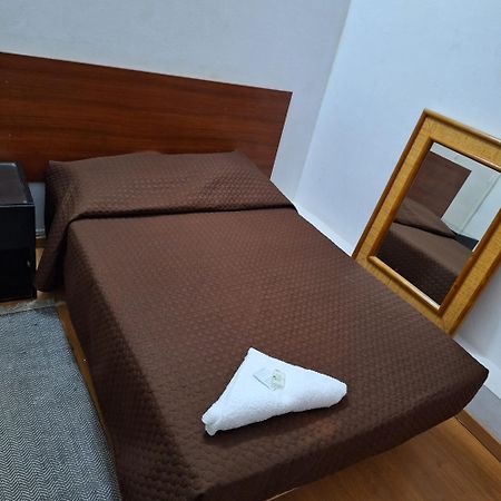 Hostal Africa Do Sul Lisbon Bagian luar foto