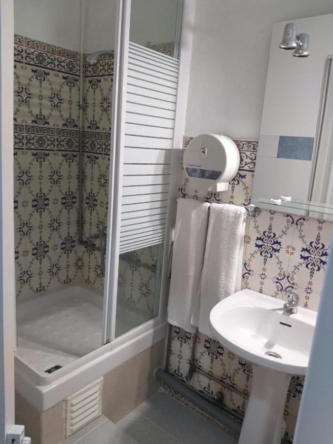 Hostal Africa Do Sul Lisbon Bagian luar foto