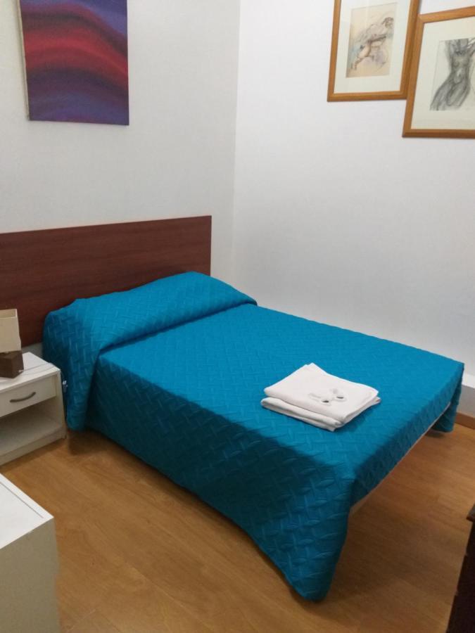 Hostal Africa Do Sul Lisbon Bagian luar foto